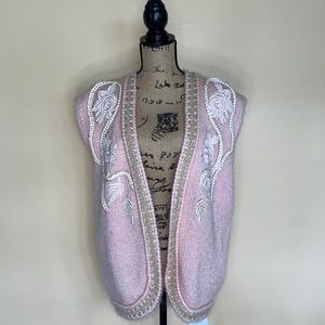 Vintage Floral Embroidered Knit Sweater Vest